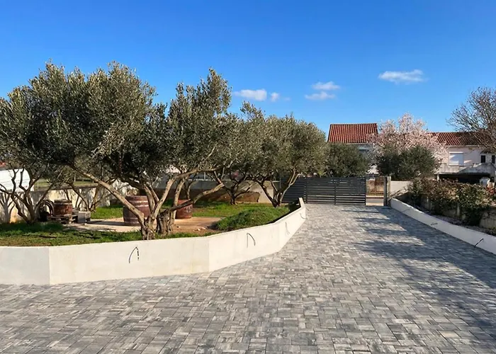Сasa de vacaciones Awesome In Gorica (Zadar)