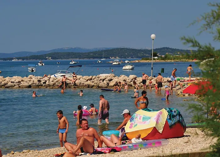 Сasa de vacaciones Awesome In Gorica (Zadar)